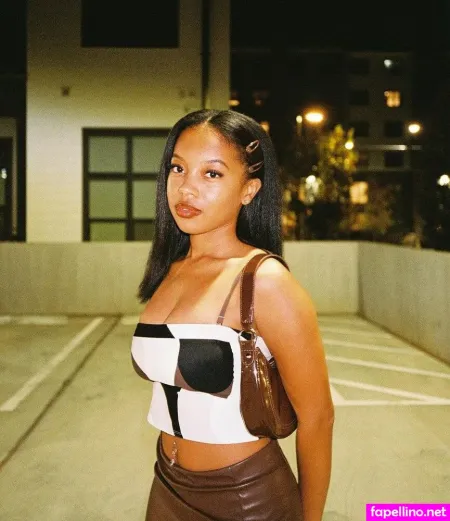 Cleopatra Lee OnlyFans Thumbnail #feRjFzoEI6