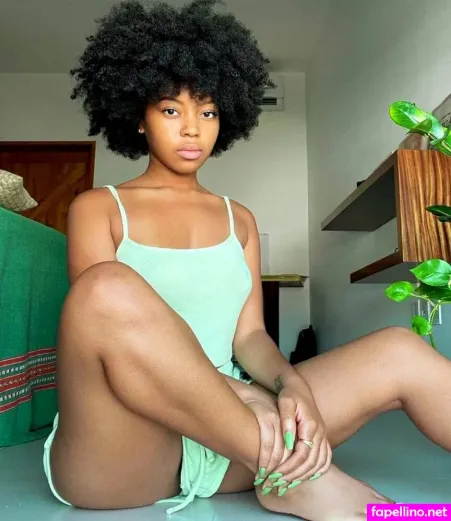 Cleopatra Lee OnlyFans Thumbnail #oqSxBQ8CAr