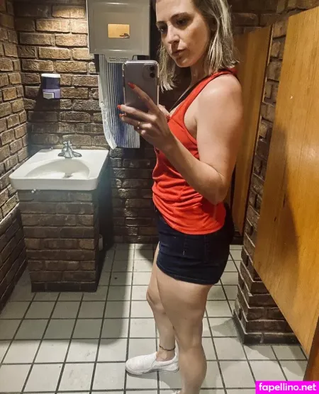 Clever Belle5 OnlyFans Thumbnail #RXvMYuoluq