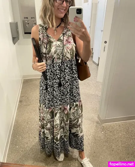 Clever Belle5 OnlyFans Thumbnail #bKFJWT3Jbc