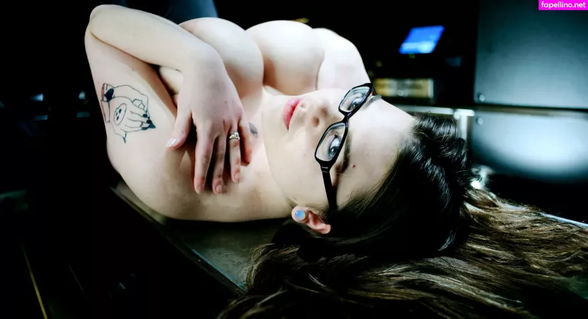 Clioariane OnlyFans Thumbnail #2UfO5b8fqF