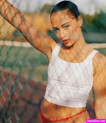 Clo Lloyd 1 OnlyFans Thumbnail #4C8aSUbXV3