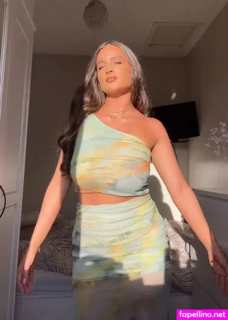 Clodaghnicgiollabhain OnlyFans Thumbnail #0mVKrpp8Vb