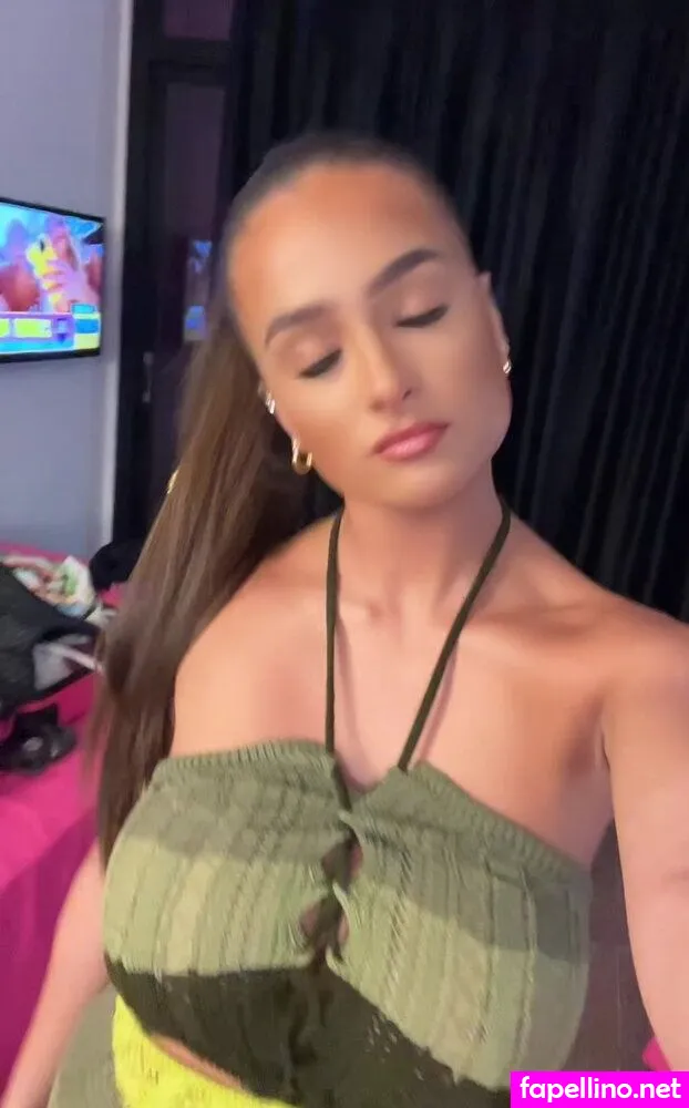 clodaghnicgiollabhain Nude Leaked OnlyFans Photo #8Fl625ZcbX