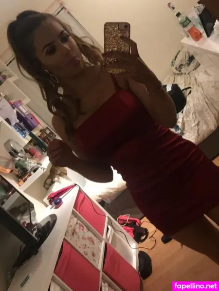 Clodaghnicgiollabhain OnlyFans Thumbnail #KZAaOOzXuJ