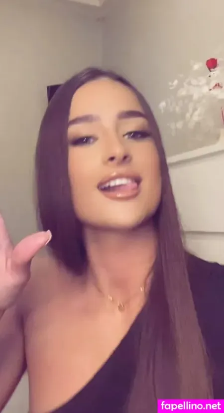 Clodaghnicgiollabhain OnlyFans Thumbnail #pNMSWSiU4c