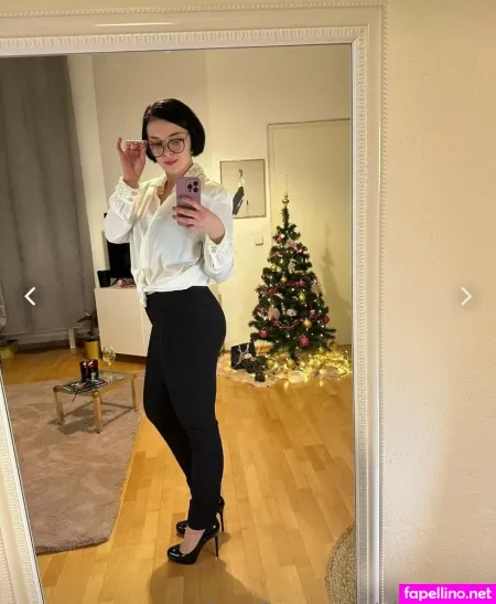 Cloebaker OnlyFans Thumbnail #Z5uTsaU9Ou