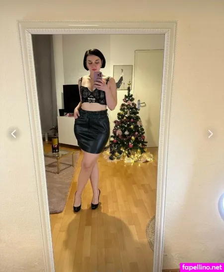 Cloebaker OnlyFans Thumbnail #ZYUbKA8NLn