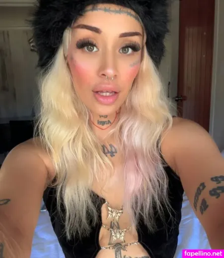 Closeupinlove OnlyFans Thumbnail #QKFfKTdv3q