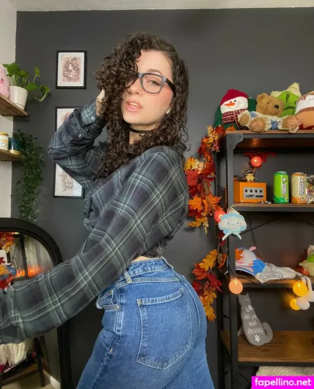 Cloverpaigefree OnlyFans Thumbnail #8YmMIRInQv