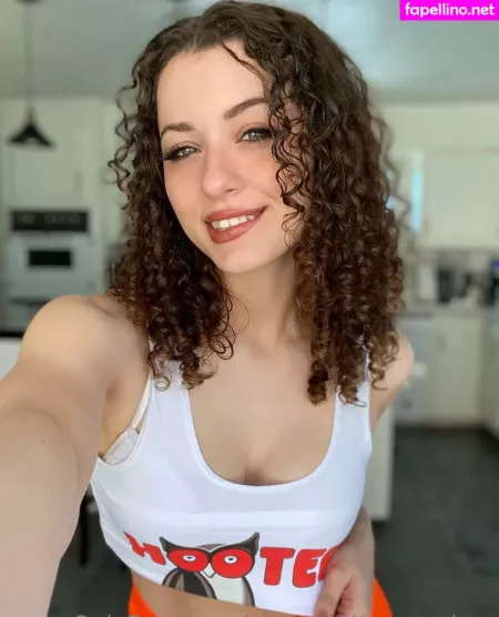 Cloverpaigepremium OnlyFans Thumbnail #TOB6ERpf7I