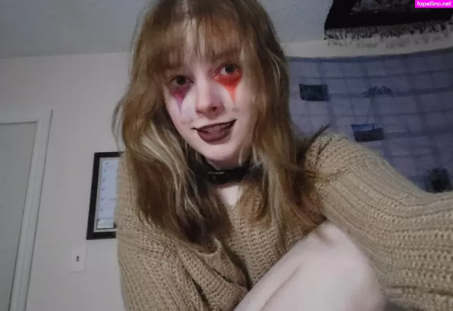 Clown Girls 1 OnlyFans Thumbnail #zugRonuZ4A
