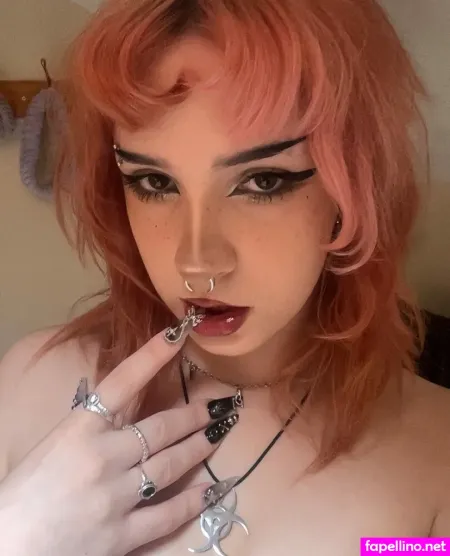 Clownbvbie OnlyFans Thumbnail #SHg27ChM5a