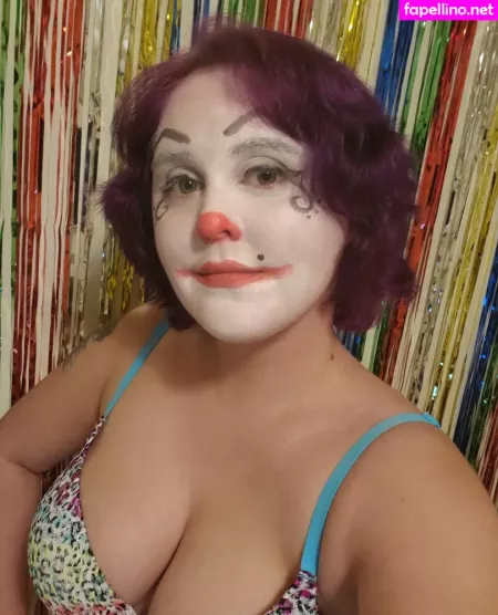 Clowndivax OnlyFans Thumbnail #15WkoggesJ