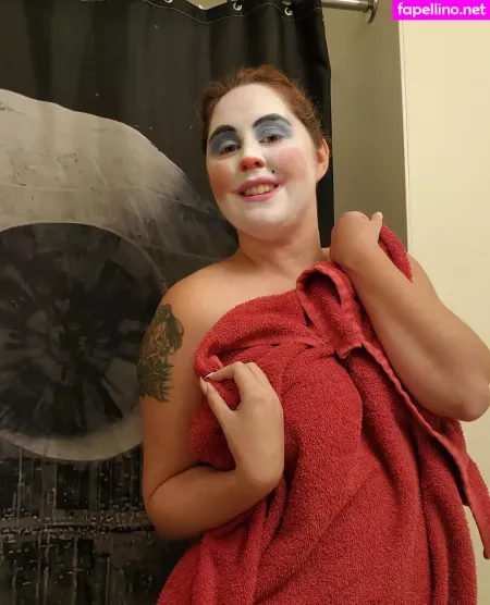 Clowndivax OnlyFans Thumbnail #AP5P7UU0hn
