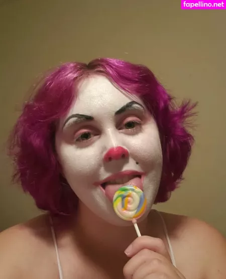 Clowndivax OnlyFans Thumbnail #KHZ6oV0YMR