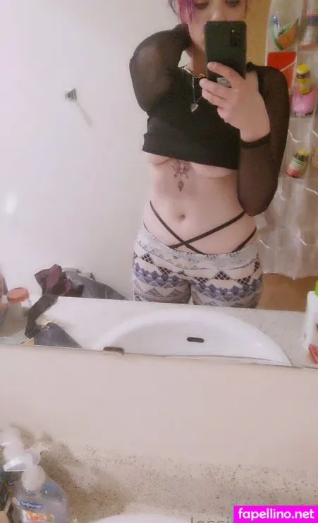 Clownqueen17 OnlyFans Thumbnail #TBoVB9yJfJ