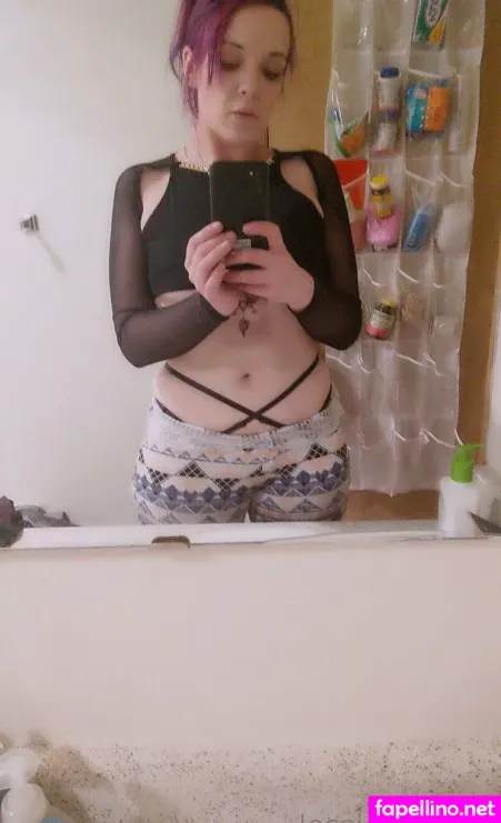 Clownqueen17 OnlyFans Thumbnail #wJjWiWxE0X