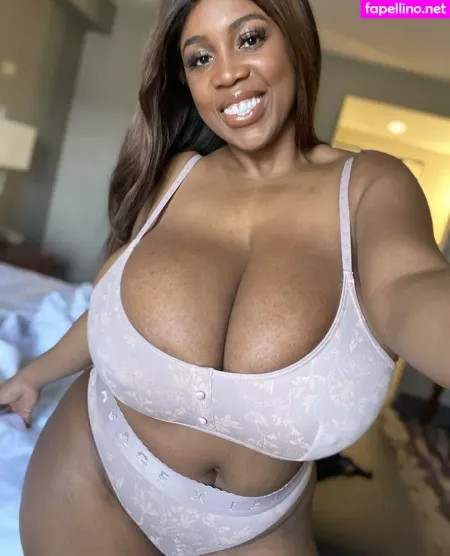 Clubmaseratixxx OnlyFans Thumbnail #cTGbxn3jWy