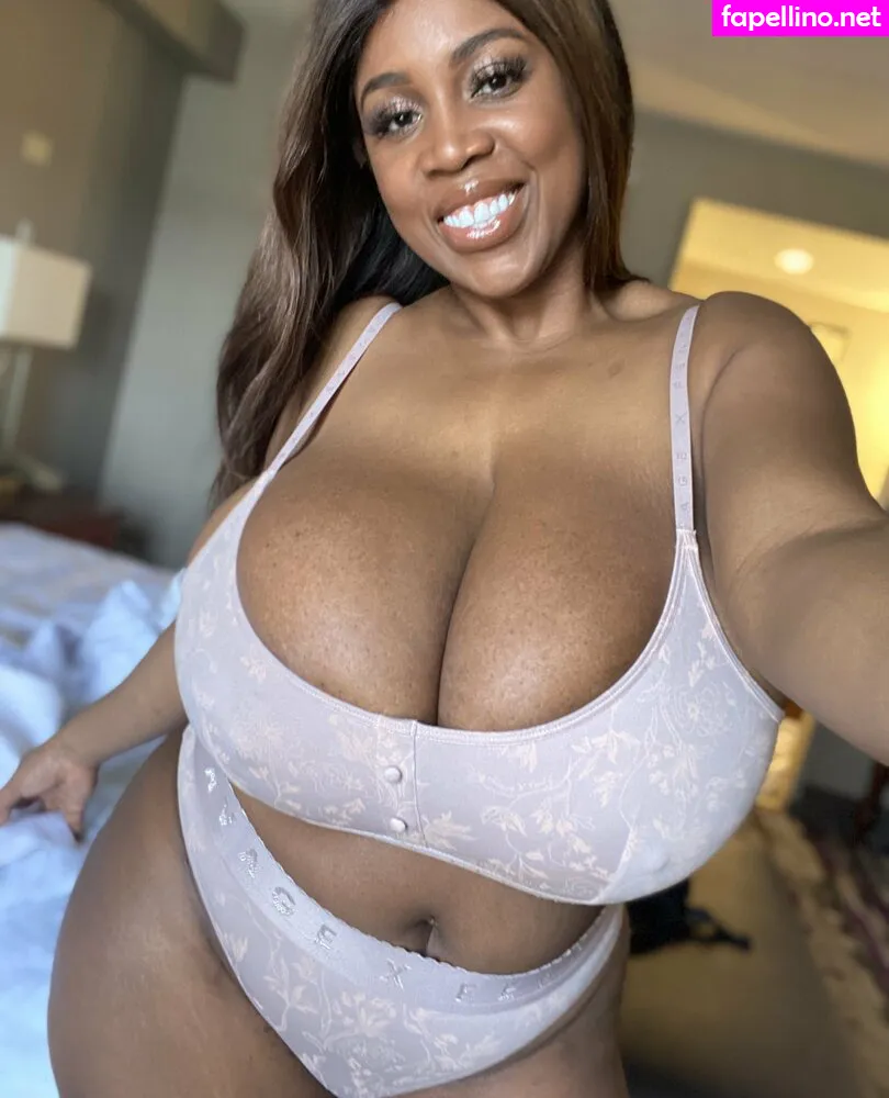 clubmaseratixxx, officialclubmasi_ Nude Leaked OnlyFans Photo #eLONrLlBfU