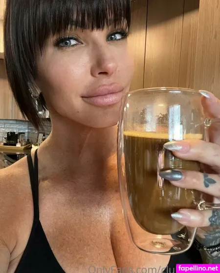 Clubshayfox OnlyFans Thumbnail #sYu0hz4Pv9