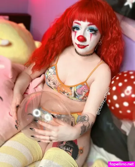 Clussytheclownfree OnlyFans Thumbnail #YNgeRDwMUr