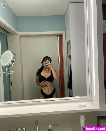 Cmila20 OnlyFans Thumbnail #MzVfMsXSKS