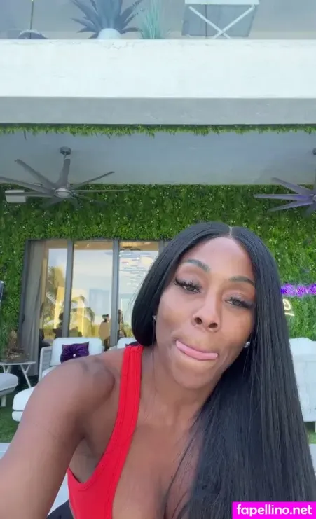 Coach Stormy OnlyFans Thumbnail #nnpKW4WIFS