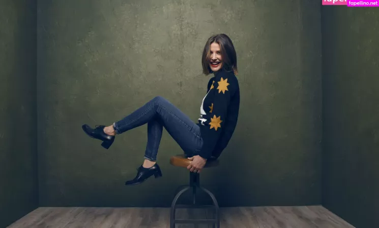 Cobie Smulders OnlyFans Thumbnail #8yyjiBoaEx