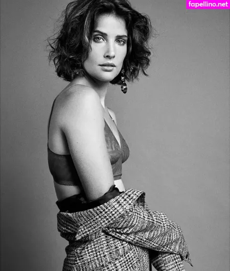 Cobie Smulders OnlyFans Thumbnail #F0IMojMl54