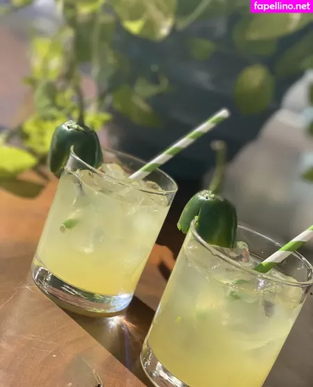 Cocktailratings OnlyFans Thumbnail #Ms4gU2R0DC