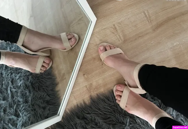 Coco 039 S Asmr OnlyFans Thumbnail #nJjCLeTJ3B