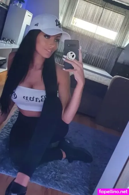 Coco Ciaoman OnlyFans Thumbnail #29lK4ZEvuw