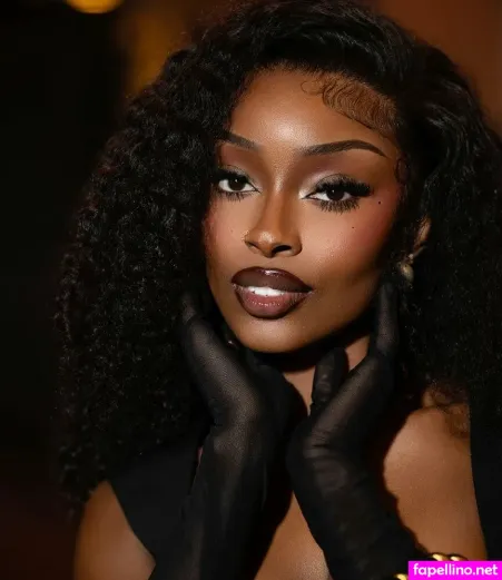 Coco Watson OnlyFans Thumbnail #X8cCQ2hzbQ