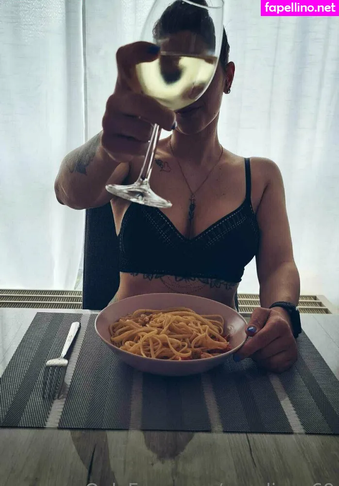 ccarolynnn, cocolinaa69 Nude Leaked OnlyFans Photo #znqQ9QwONW
