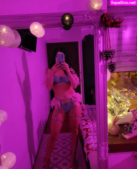 Coconut4u OnlyFans Thumbnail #wUoDDWj9LK