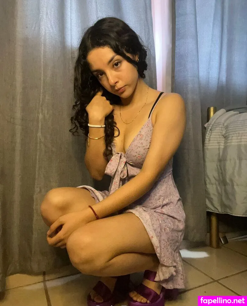 Maggiesita, cocopabeaat, cocopafeet Nude Leaked OnlyFans Photo #WbQBuLsdvC