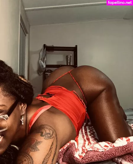 Cocosiimone1 OnlyFans Thumbnail #oc7WlTqQTw