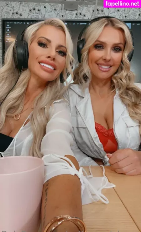 Coffeeandcleavage OnlyFans Thumbnail #rRBYjCRWaM
