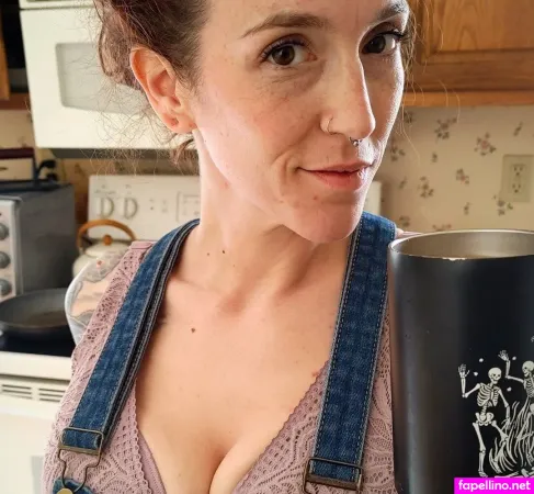 Coffeeandt78 OnlyFans Thumbnail #x2nxes05AY