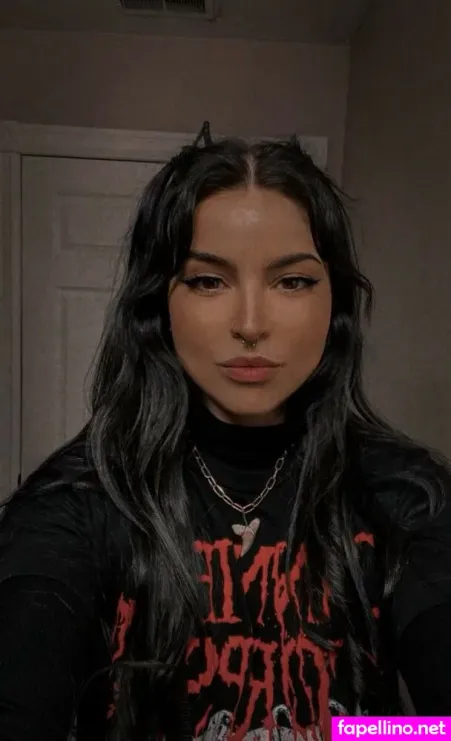 Coffeeslug OnlyFans Thumbnail #wDMB5ppBI3