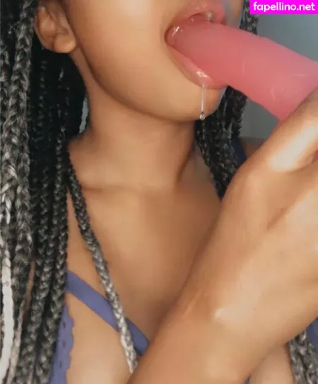 Coffie X OnlyFans Thumbnail #9Yj1E5CqW4