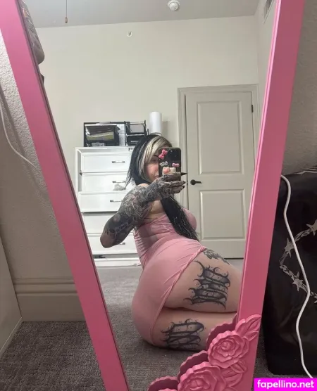 Coffinshortyerikakay OnlyFans Thumbnail #j1u09GkFXm