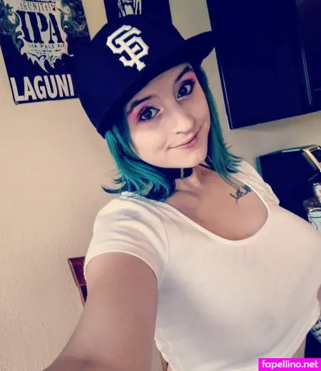 Coinlaundryloser OnlyFans Thumbnail #VrfAY9bXiB