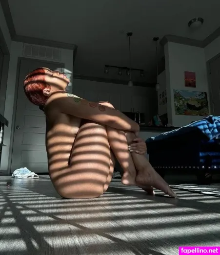 Cokax 1 OnlyFans Thumbnail #2PVqBaeuox