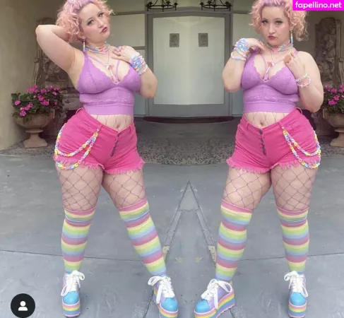 Cokebottle Thunderthighs OnlyFans Thumbnail #G9qcWmiHpm