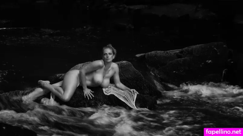 Cold Angel OnlyFans Thumbnail #9rVtDq0DiB