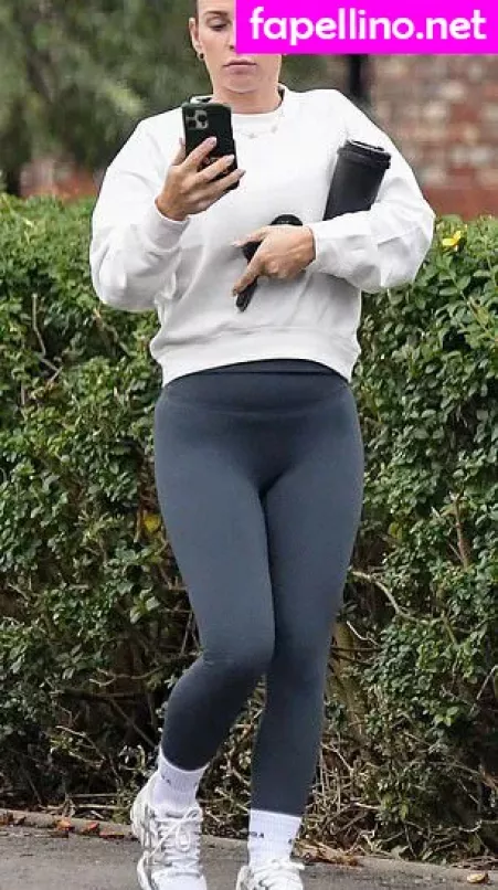 Coleen Rooney OnlyFans Thumbnail #V8Z7DF3upO