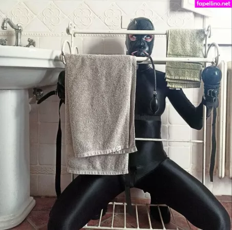 Collaredfeline OnlyFans Thumbnail #RCbfcgpAkZ