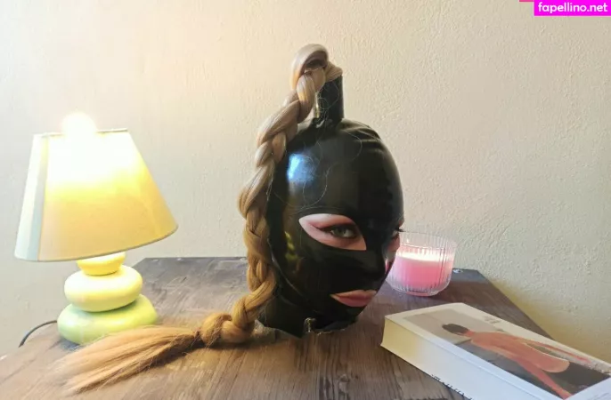 Collaredfeline OnlyFans Thumbnail #SwIwjuJm0a